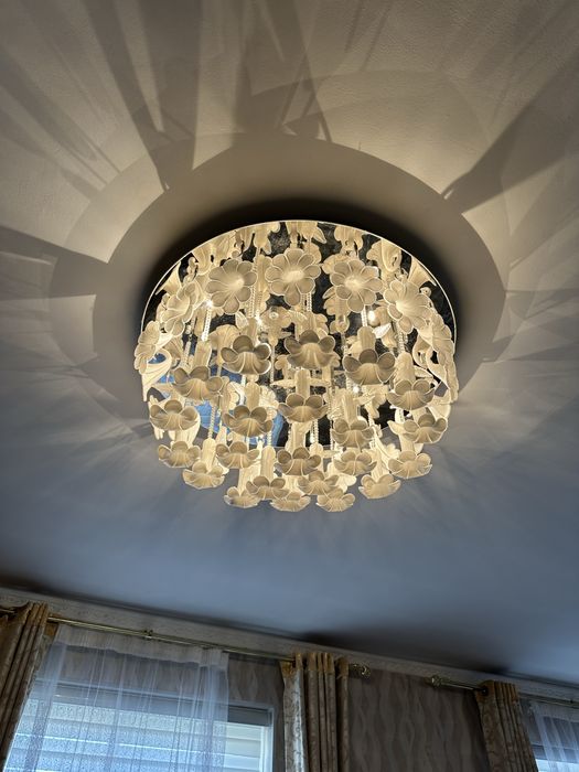 Люстра большой 4 шт