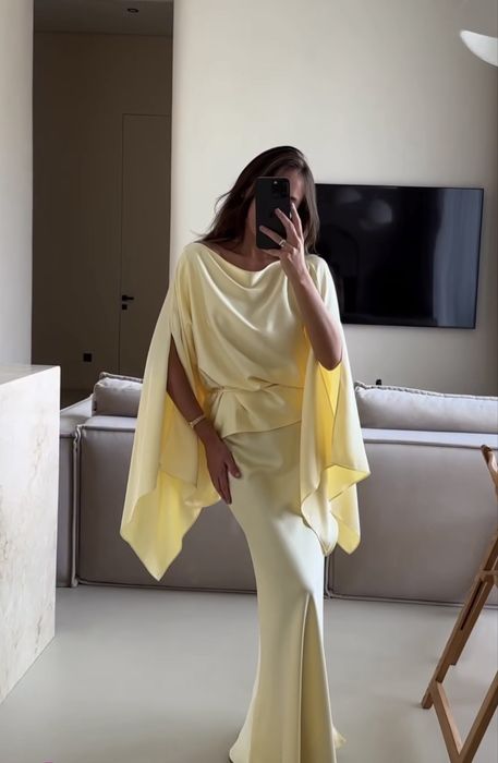 Продам платье, надевала 1 раз, в идеале