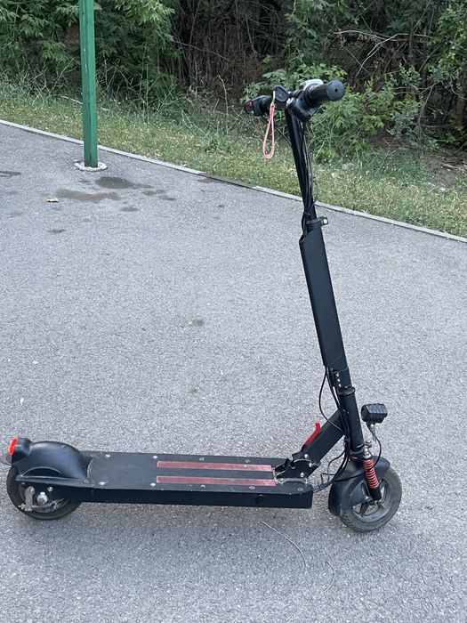 Продам электро самокат