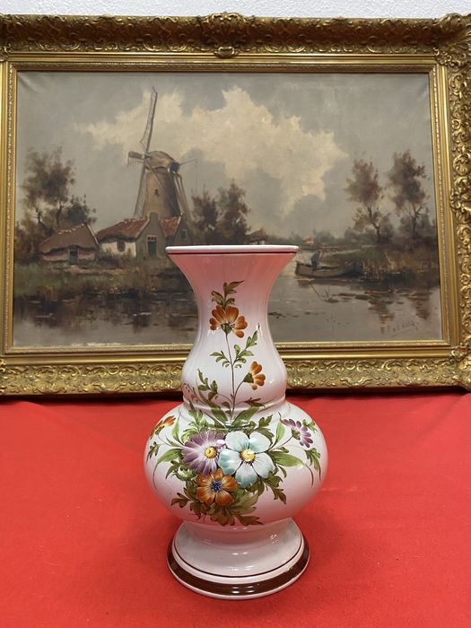 Италианска ваза от порцелан