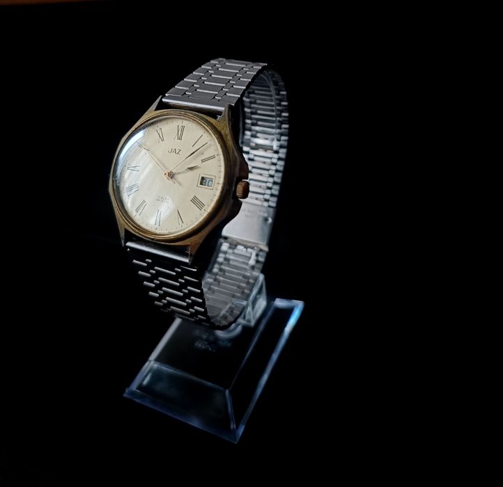Ceas JAZ 17 rubine