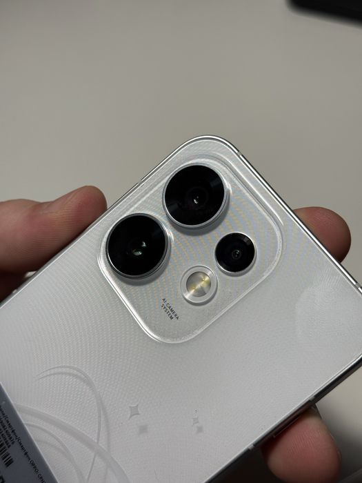 срочно Oppo Reno 16