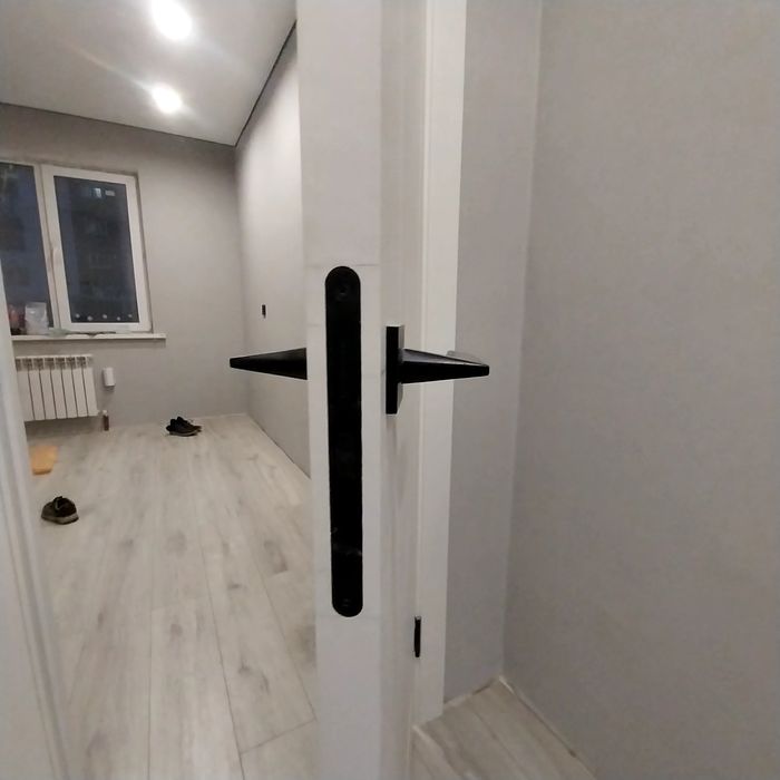 Установка дверей.