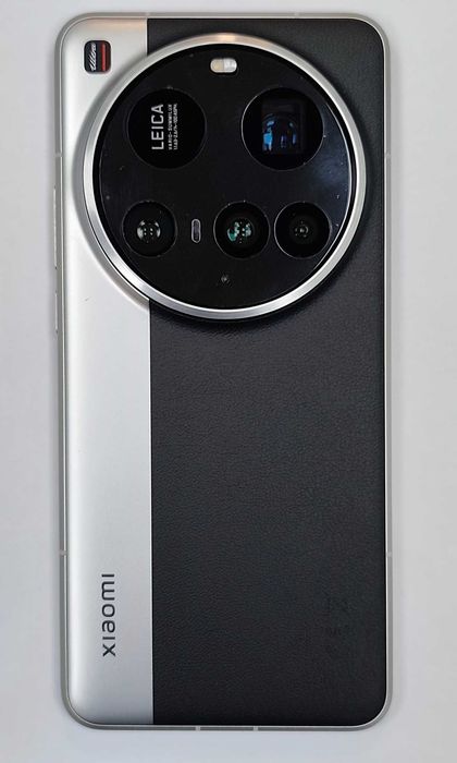 КАТО НОВ  512GB Xiaomi 15 Ultra Гаранция А1 2027 г. Silver