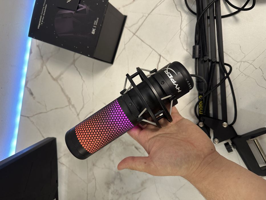 Микрофон HyperX quadcast S