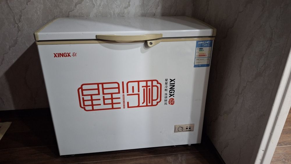 Продаю морозильник