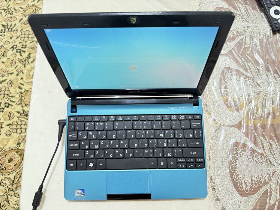 Продам нетбук ACER D257 состояние идеально