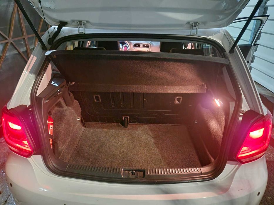 Vând Volkswagen Polo 6R