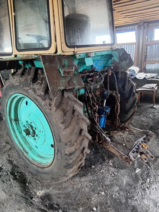 Трактор ЮМЗ продам