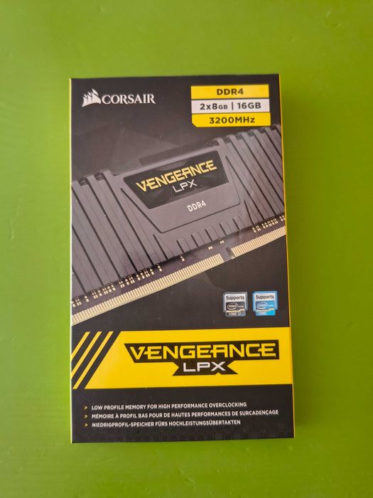 Corsair Vengeance LPX, 16GB DDR4, 3200MHz