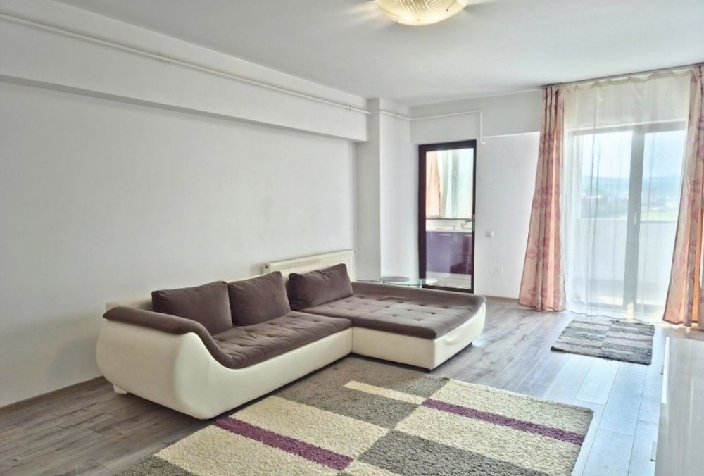 Vând apartament 3camere kaufland Valcea
