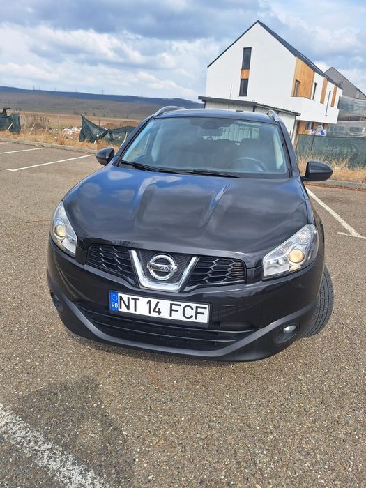 Nissan Qashqai+2