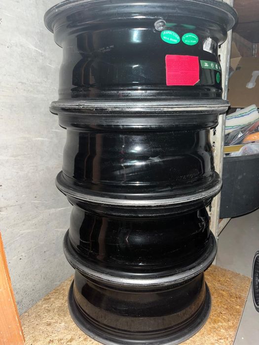 Продам комплект дисков 4х114.3