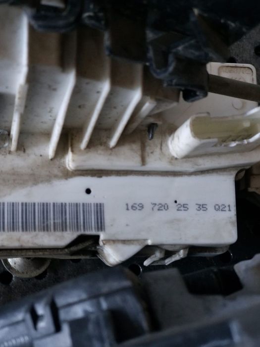 Maner broasca stanga fata mercedes a class w169 1697202535q21