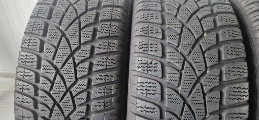 Зимни гуми 215/60/R16 Dunlop