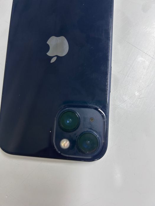 iPhone 14 темно синний цвет