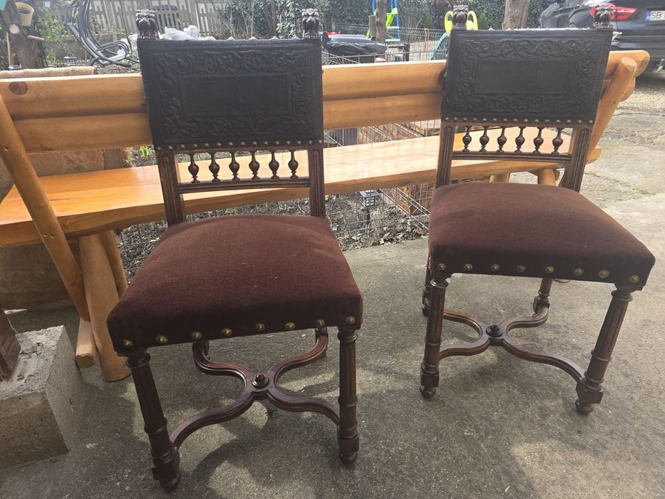 Scaune vechi lemn masiv