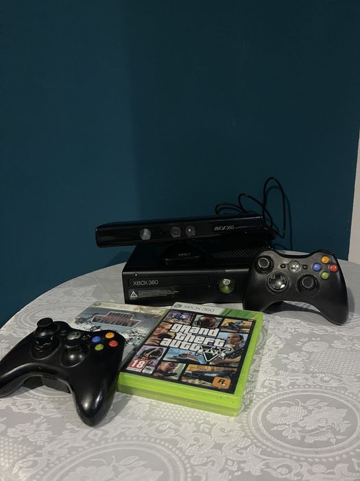 Vand Consola Xbox 360