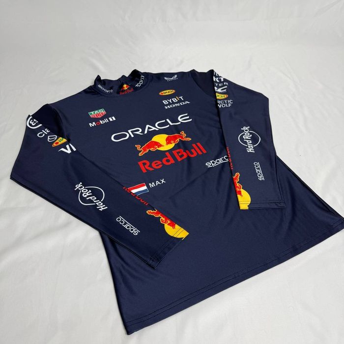 Мерч формула 1 одежда