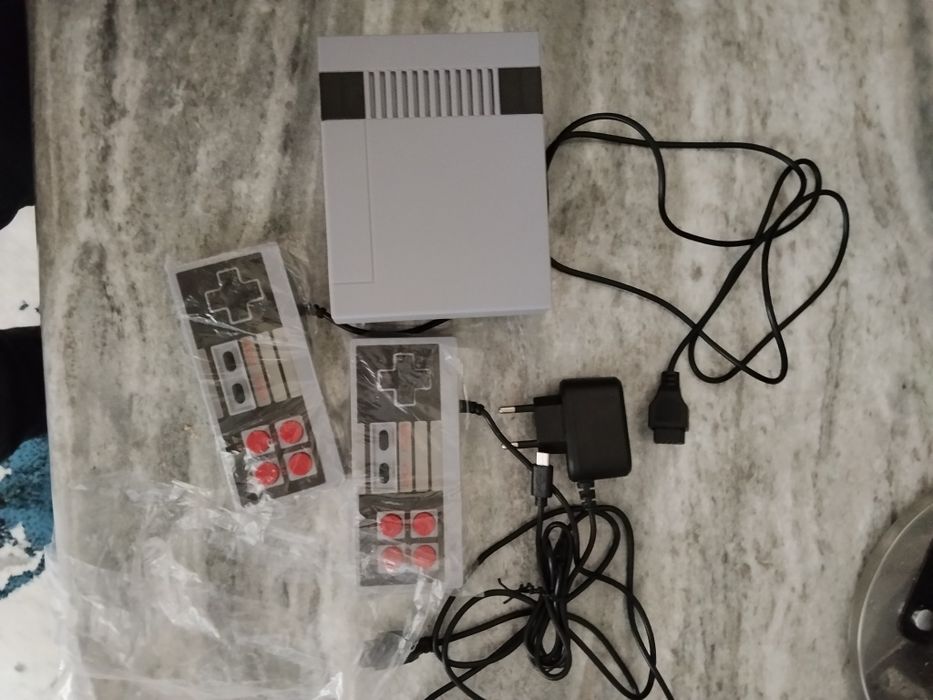 Dendiy sotiladi retro oʻyinlari bor yaxshi holatda hamma narsasi   bor