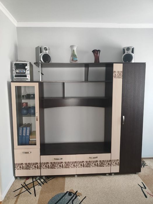 горка в гостиную