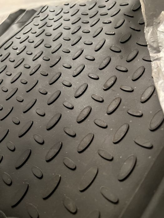 Автомобильные полики для салона