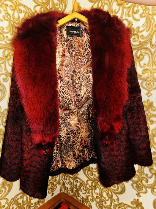 Продам шубу с шапкой