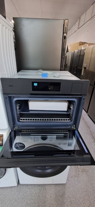 Cuptor electric compact AEG 8000 cu steam import GERMANIA AEG403