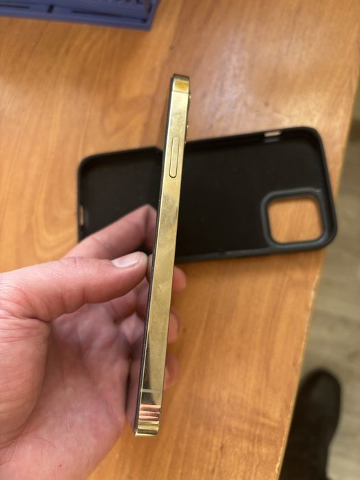 Срочно айфон 12 про