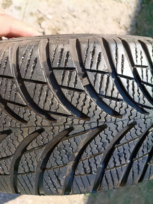 Jantă tabla R14 cu anvelopă allseazon  Goodyear UltraGrip 175/65 R14 / Roată de rezervă