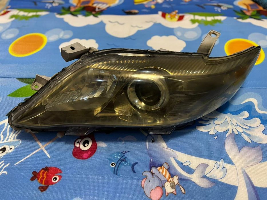 Камри 45  фара 2