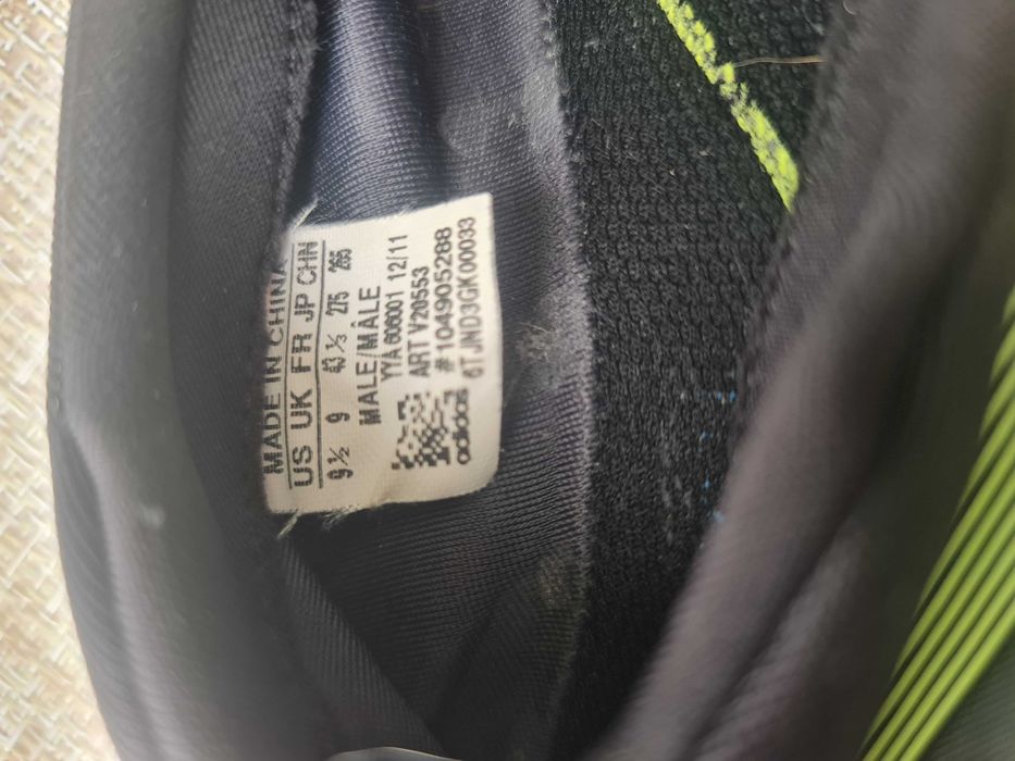 Adidas Adipure са обувки с пръсти. Синьо и черно.Аналог Five Fingers