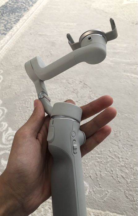 Стабилизатор DJI Osmo Mobile 5.