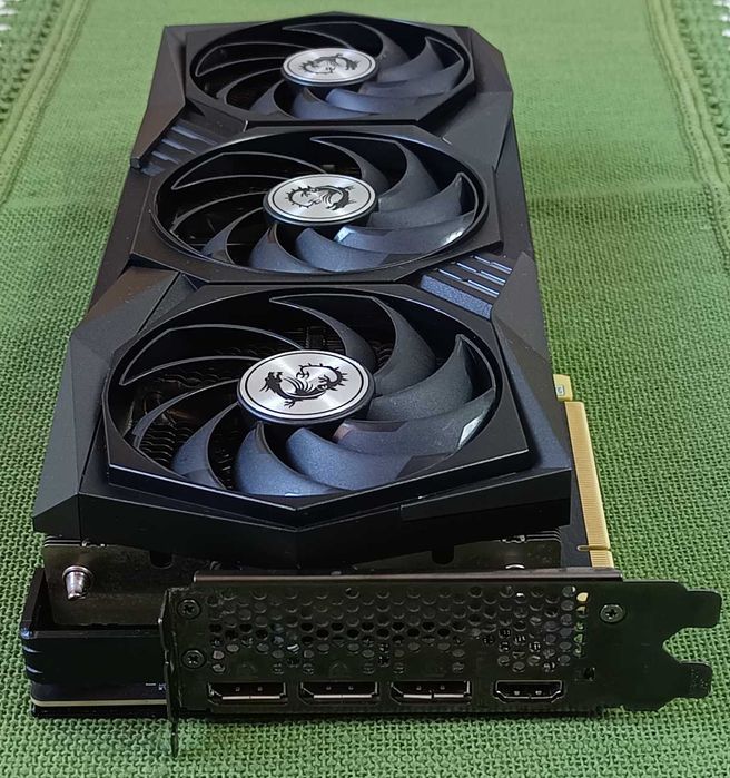 Placa video Gaming MSI RTX 3070 Z Trio 8Gb LHR RGB IMPECABILA