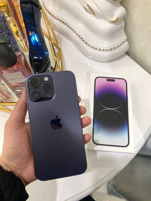 Продам айфон 14 про макс