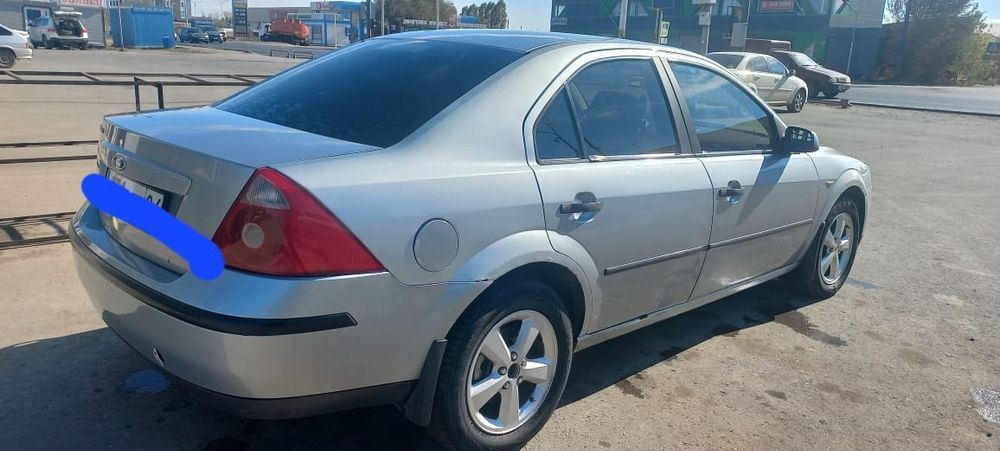 Форд мондео машина