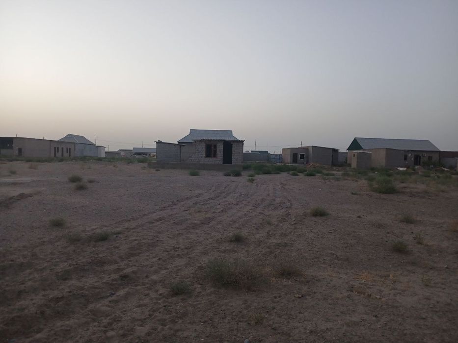 Yer sotiladi kelishilgan narxda