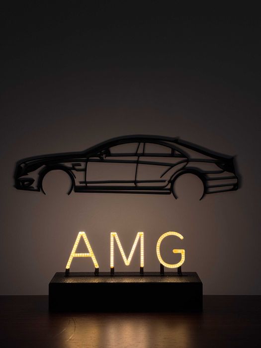 LED лампа „AMG“ с тъч бутон и Type-C захранване – стилен авто подарък