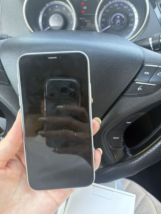 Айфон RX 10 в отличном состоянии