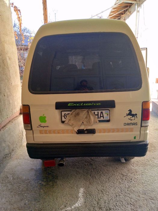 Damas moshinasi 2002 radnoy