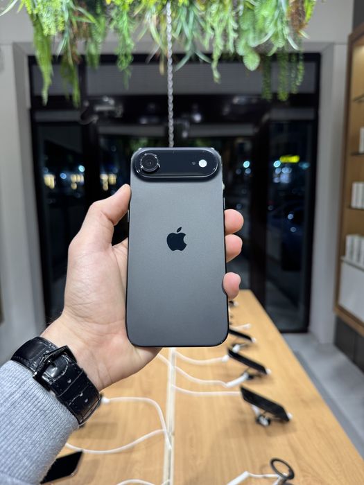 iPhone 17 air 256 gb yomkost 100