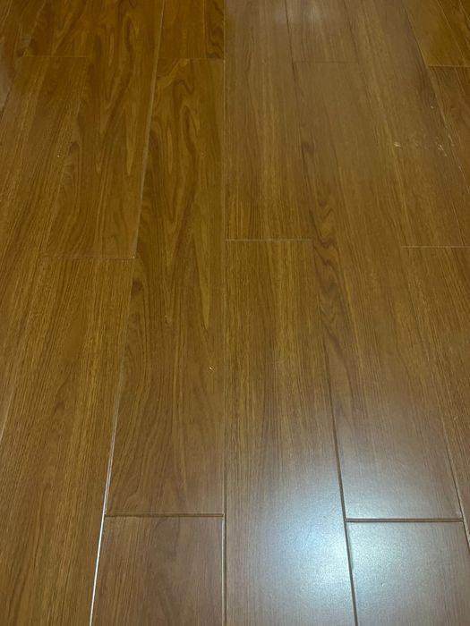 Продам ламинат б/у