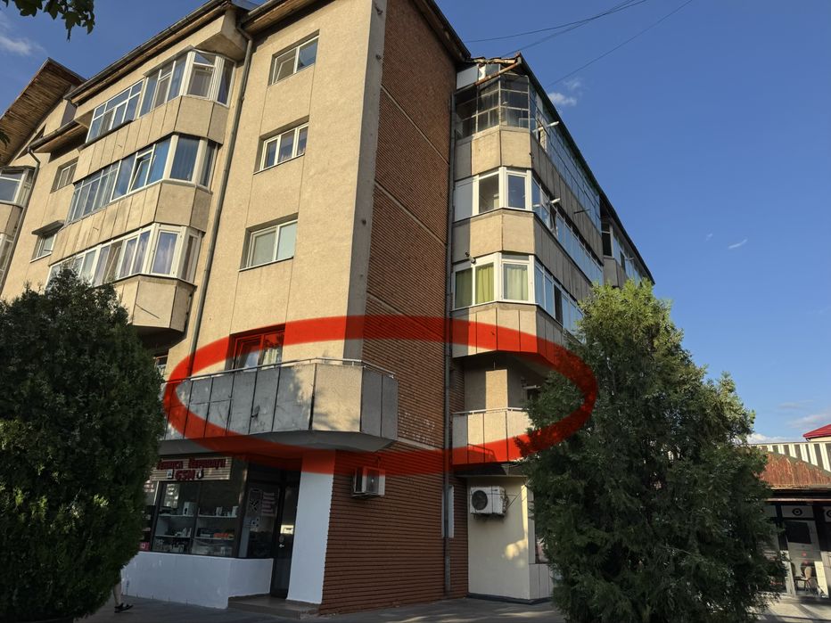 Apartament 3 camere Lenin Sud