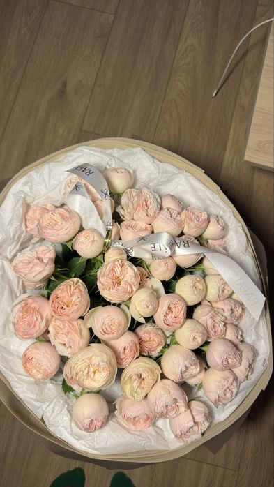 букет цветов розовый