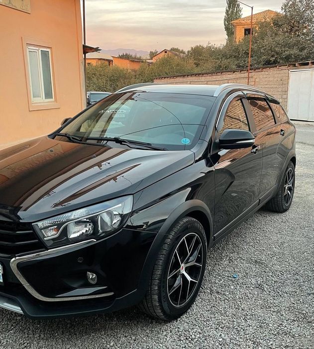 Lada Vesta SV Cross 1.6 variator