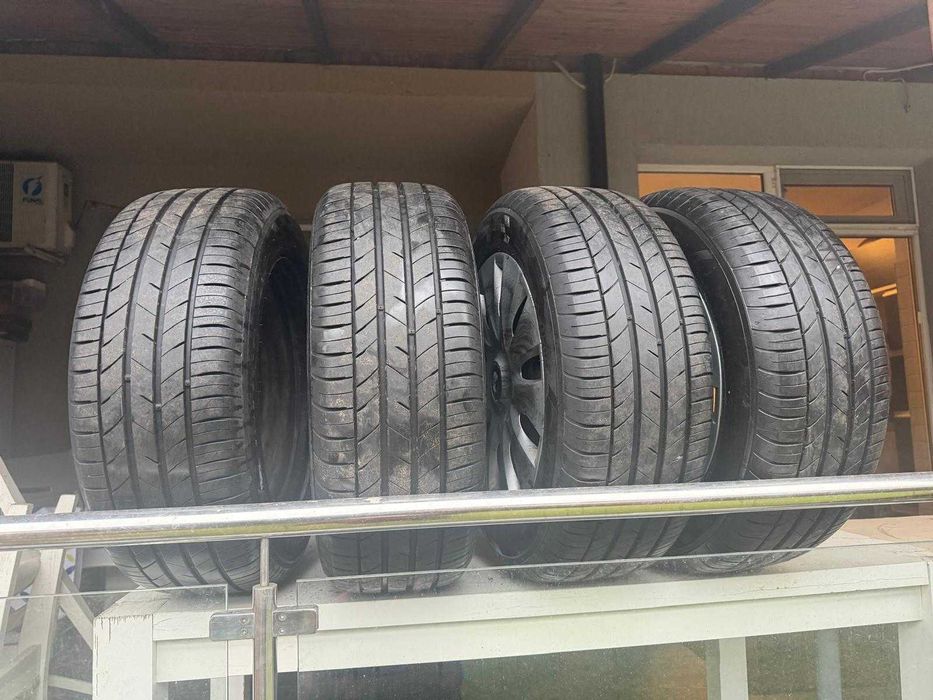 Jante BMW originale R16 cu anvelope performante de vara *80%