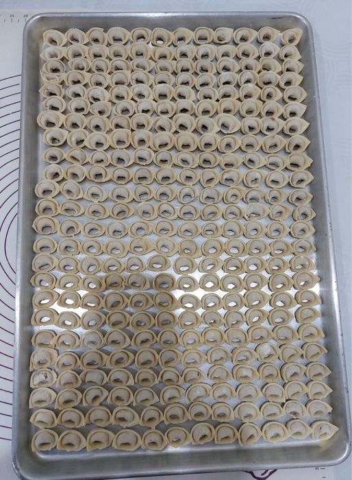 Пельмен таза колдан тартылан фарш