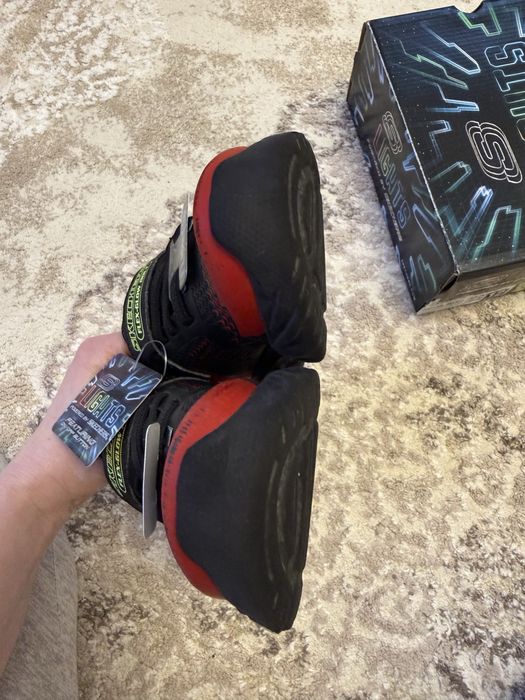 Детски маратонки Skechers Скечърс 28.5 н.