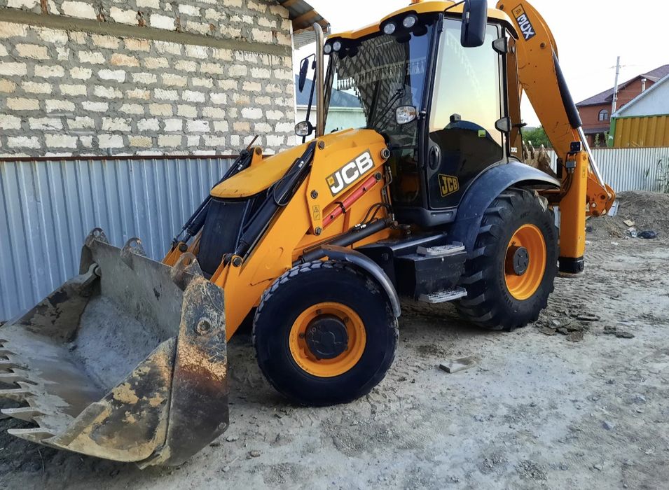 Экскаватор погрузчик Ijaraga Arendaga