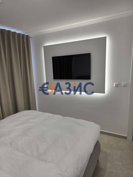 Продава се Двустаен апартамент в Свети Влас - 53 кв.м за 1540 €/кв.м - Снимка #2